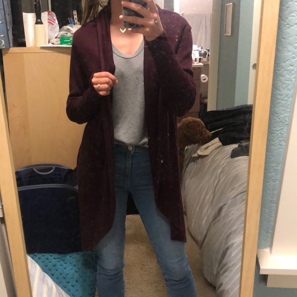 Size Small Leith Burgundy Cardigan